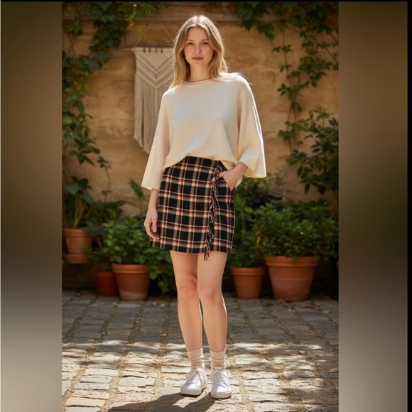 SAG HARBOR Vintage plaid Wool red/black/tan skirt size 8 - Picture 2 of 7